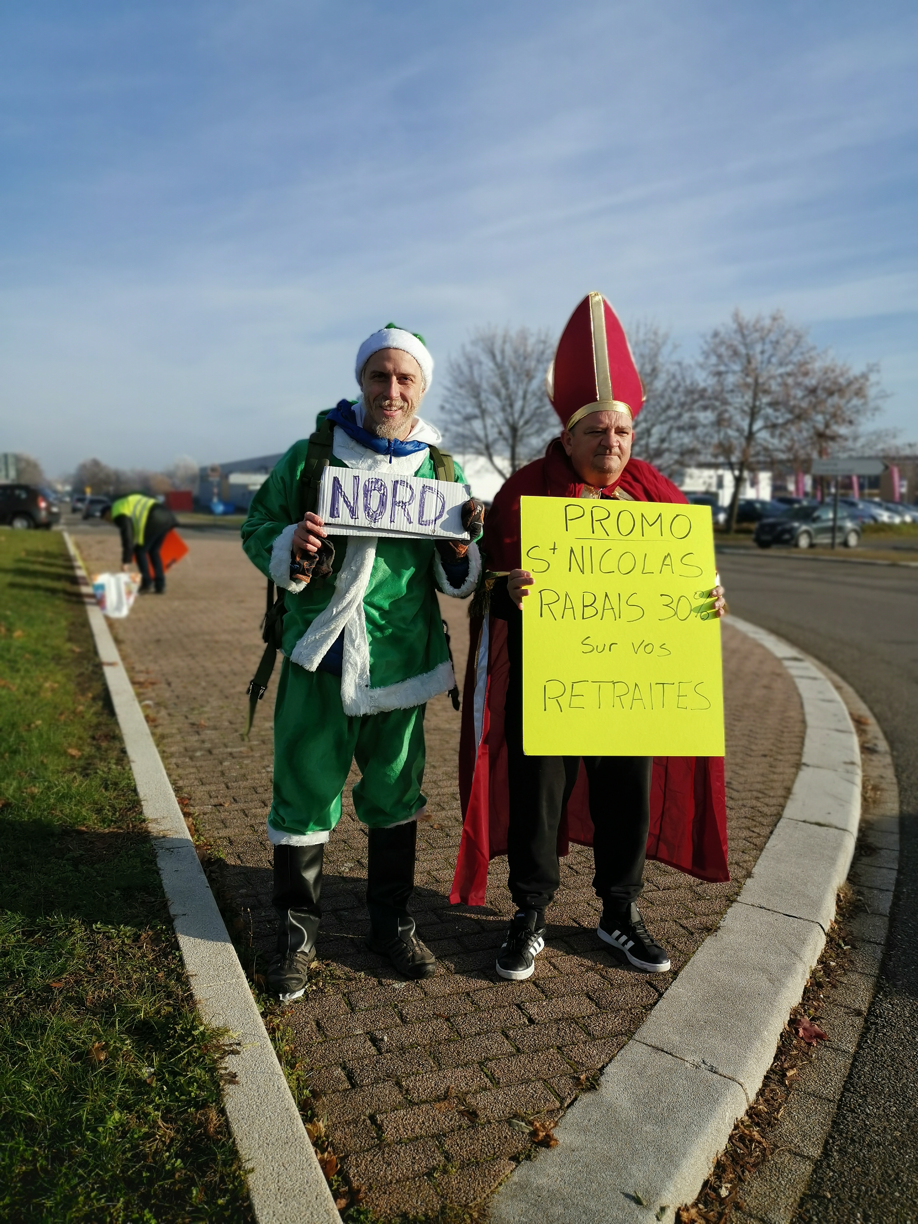 Tour de France Père Noël vert (solidarité)